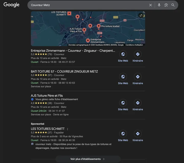 Capture de Google du 27 avril 2026 : AJS Toiture Père et Fils en 3e position sur « couvreur Metz »